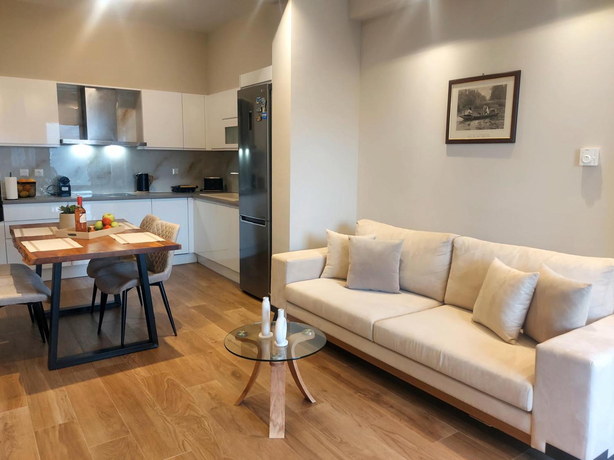 Adelinas' Apartment 阿尔戈斯托利翁 外观 照片